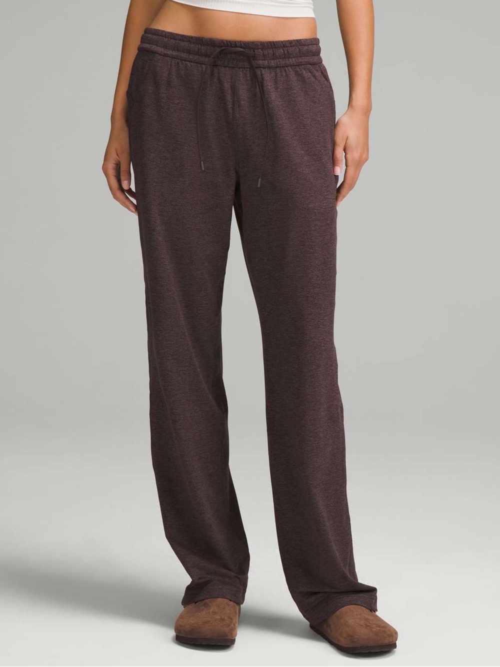 Lululemon Soft Jersey Straight-Leg Mid-Rise Pant in Brown Espresso Size 4 Small